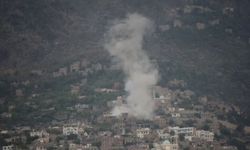 Yemen’de Husiler sivillere saldırdı: 3 ölü
