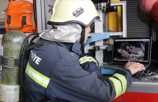 Fatih'te caminin temizlik kulübesindeki yangın söndürüldü