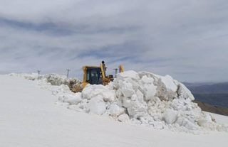 Van'da kar nedeniyle 90 yerleşim yeri ulaşıma kapandı