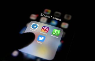 Çocuklara yönelik zararlı içerikler mahkeme kararı olmadan kaldırılabilecek