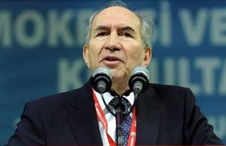 Eski CHP Genel Başkanı Altan Öymen entübe edildi