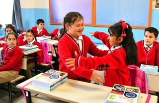 Öğrenciler ikinci döneme "Bayrak Sevgisi" ile başlayacak