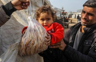 DSÖ: Gazze'ye ulaşan yardımlar çok yetersiz