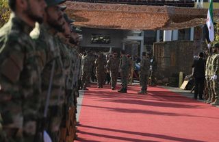 Şam'da "Suriye Devrimi Askeri Fuarı" açıldı