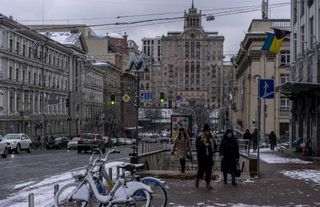 Ukrayna'da başkent Kiev'in de olduğu birçok şehirde elektrik kesintileri yaşanıyor