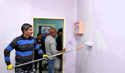 Aksaray'daki köy okulu el birliğiyle eğitime hazırlanıyor