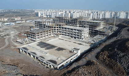 Diyarbakır'da Kayapınar Şehir Hastanesi'nin inşaatı hızla ilerliyor