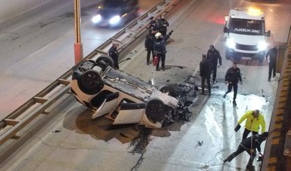 Tokat'ta otomobil alt geçide düştü!