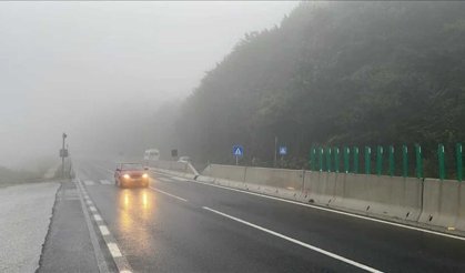 Bolu Dağı'nda sis ve sağanak etkili