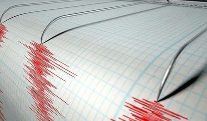 İzmir'de deprem!