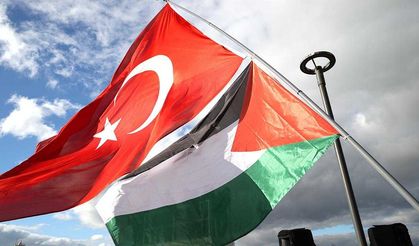 CHP'nin mitinginde provokasyon! Filistin bayrağını görünce tehditler savurdu