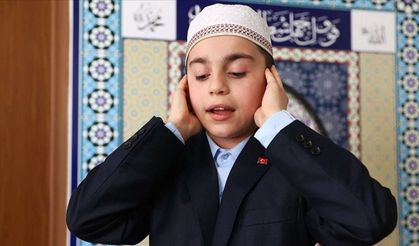 Ezan okuma yarışması birincisi Emir'in hayali Ayasofya'da görev yapmak