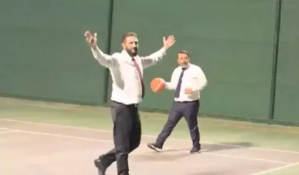 Siyasete basketbol arası! Şara ve Şeybani'nin görüntüleri dikkat çekti