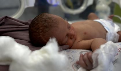 Gazze'de prematüre bebekler hayatta kalma mücadelesi veriyor