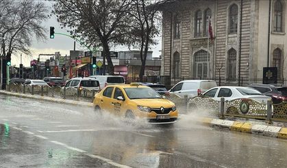 Trabzon ve Giresun sağanak uyarısı