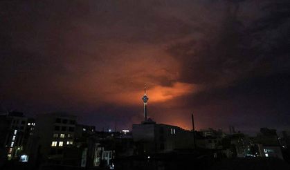 Tahran'da patlama sesleri