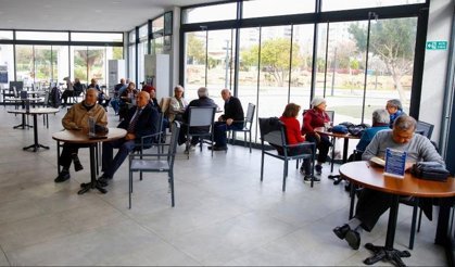 Emekliler çalışan sayısını geçti