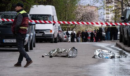 Kiev'de kimliği belirsiz bir kişinin ateş açması sonucu 6 kişi öldü