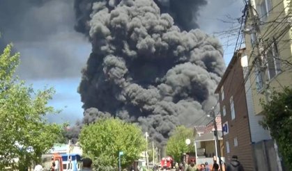 Rusya'da petrol rafinerisinde yangın