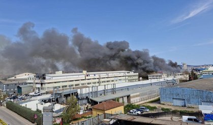 İstanbul'da iş yeri yangını