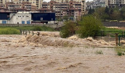 Türkiye'de nisanda 148 şiddetli meteorolojik olay meydana geldi