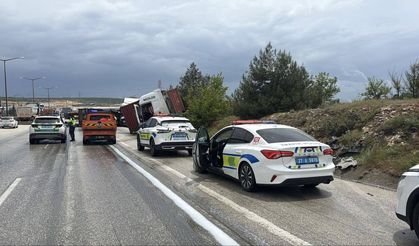 TAG Otoyolu'nda zincirleme kaza