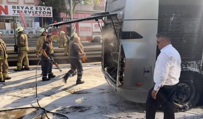 Avcılar'da metrobüste yangın