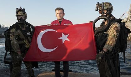 Bayraktar SAT ve SAS komandolarıyla bir arada