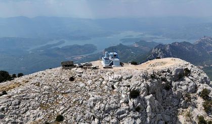 Akçal Kulesi'nden 3 ilin ormanlarına 7/24 gözetim