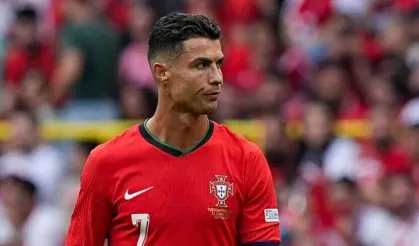 Ronaldo milli takımı bırakmadığını duyurdu
