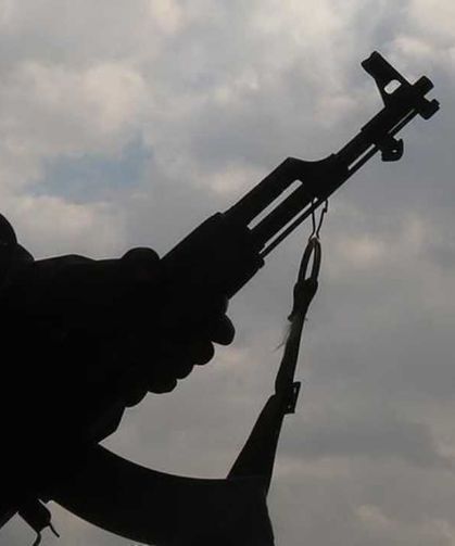 Irak, Suriye'den 150 DEAŞ'lıyı teslim aldı