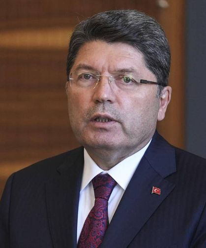 Bakan Tunç Atlas'ın ailesiyle görüştü