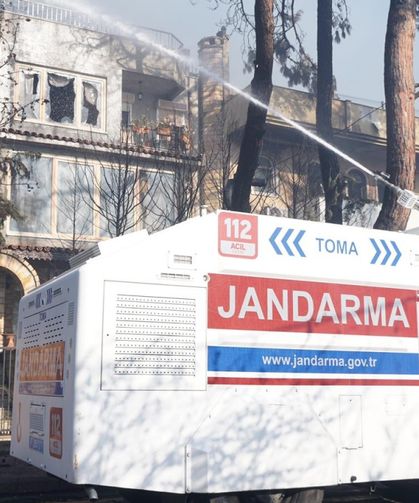 Çanakkale'deki orman yangınına müdahaleler sürüyor