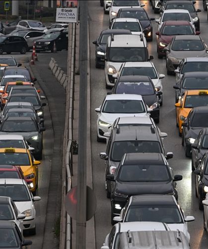 Ankara'da trafik hayatı olumsuz etkiledi