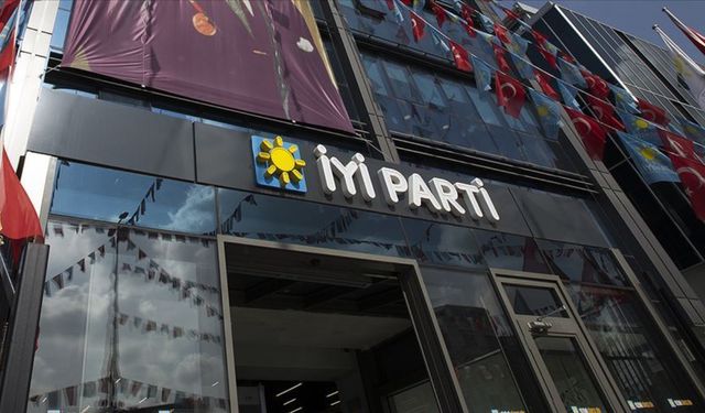 İYİ Parti Sözcüsü Kürşat Zorlu partiden istifa etti