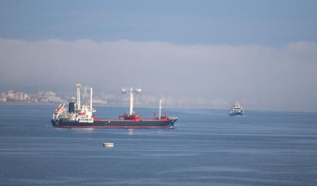 Çanakkale Boğazı gemi trafiğine açıldı