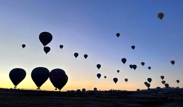 Sıcak hava balonları rekora uçtu