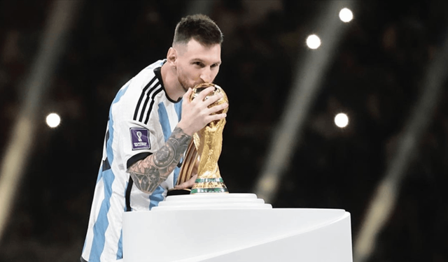 Dünya Kupası'nın en çok forma giyen oyuncusu Lionel Messi