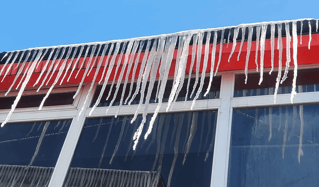 Ardahan termometreler eksi 20'yi gösterdi