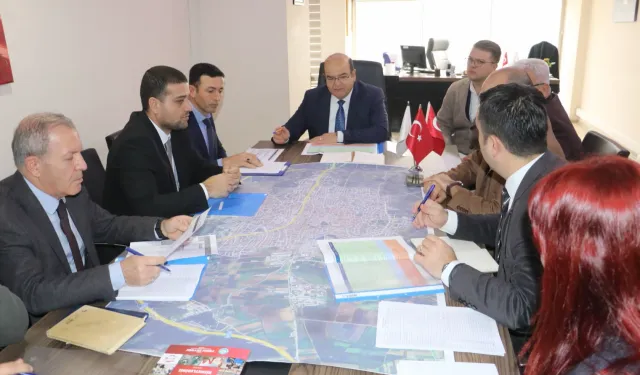 Akhisar'da altyapı sorunu ortaklaşa çözülecek