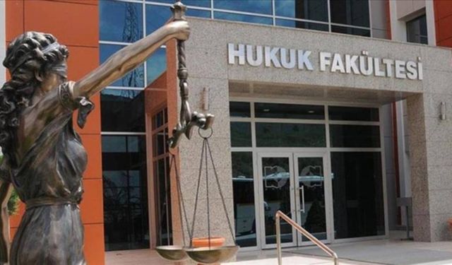 Hukuk fakültelerine girişte baraj 125 bine yükseldi!