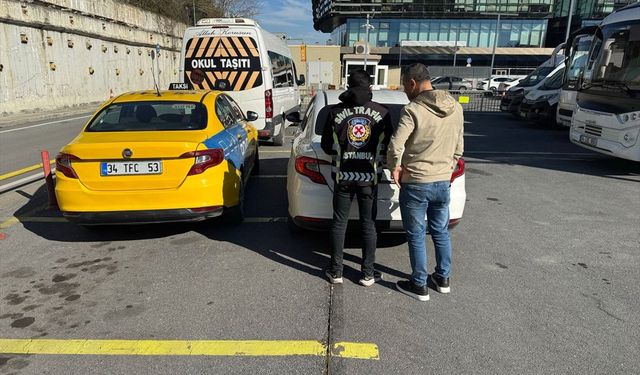 İstanbul'da yolcusundan fazla para alan taksi şoförüne ceza