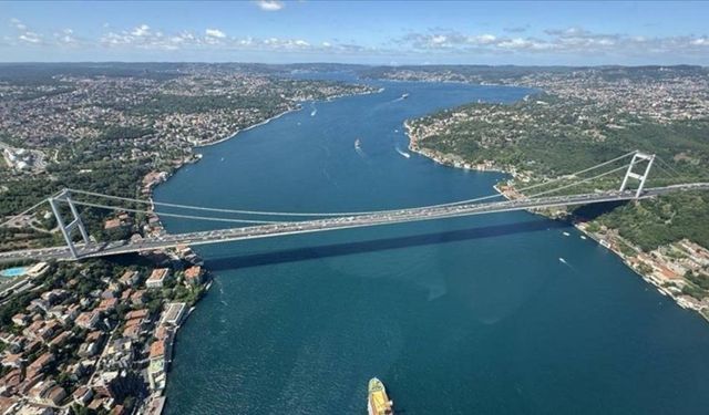 Boğaz gemi trafiği çift yönlü kapatılıyor