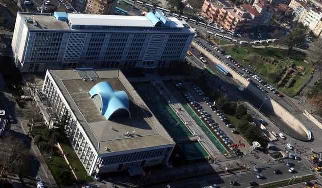 İBB'ye yönelik yolsuzluk soruşturmasında 18 gözaltı kararı
