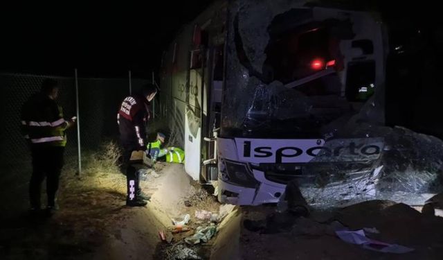 Yolcu otobüsü şarampole düştü: 1 ölü, 27 yaralı