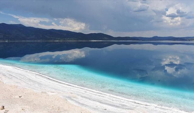 Salda Gölü Mars'a benzerliğiyle dikkat çekiyor