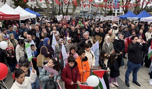 Sinop'ta "Gazze ölüyor, ayağa kalk" programı düzenlendi