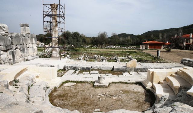 Stratonikeia'nın meclis binası Geleceğe Miras projesiyle ayağa kaldırılıyor