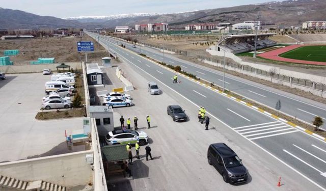 Sürücüler dikkat! Artık radar noktaları görüntülenebilecek