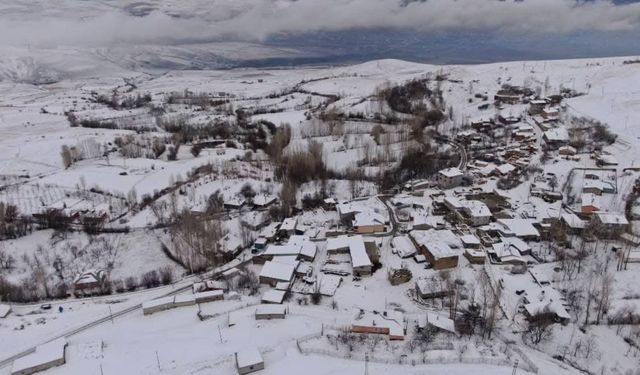 Van’da kış geri döndü